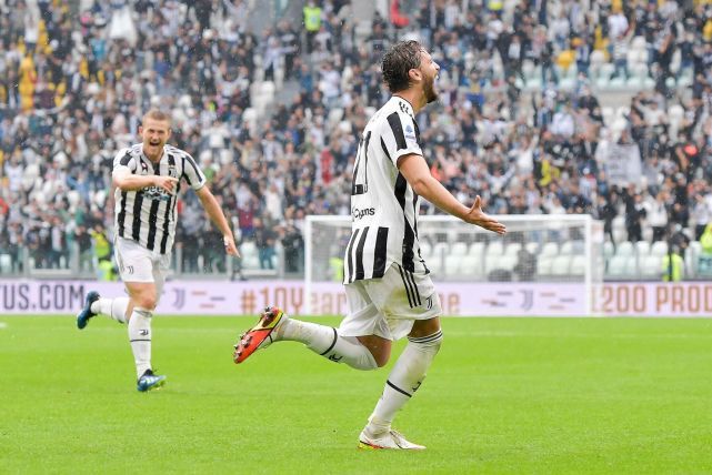  国际米兰防线屡次失误送礼，遭萨索洛反击痛击吞败局  